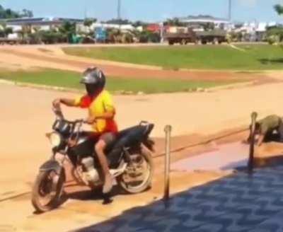 Mas oq aconteceu aqui?