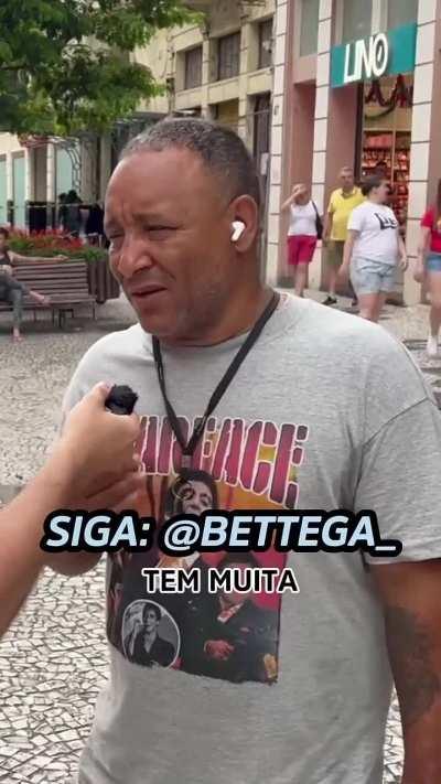 Qual seja o objetivo do Lula e esquerda eles conseguiram transformaram metade da população brasileira em idiota funcional 