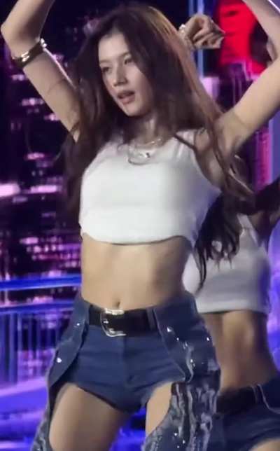 Mina and Sana - TWICE