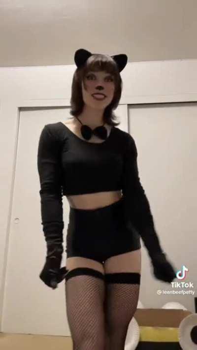 this video makes me very horny 🥵🥵🥵🔥