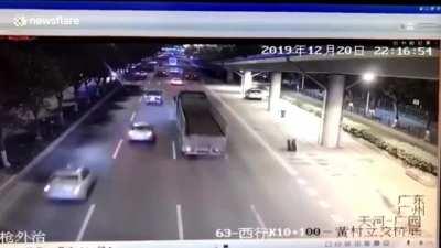 Truck driver forgot to check tires