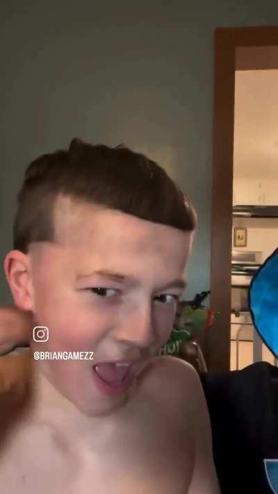 Let cut cut my own hair...(tbf what a confident kis)