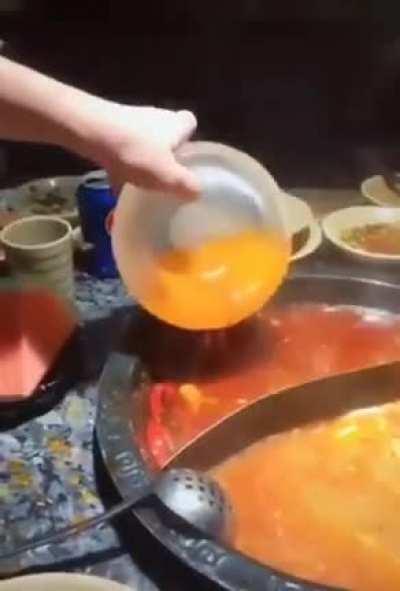 Ice used to Remove Oil from Cooking.