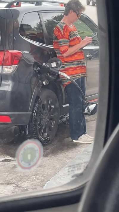 Ok which one of us couldn’t be bothered to let her know 