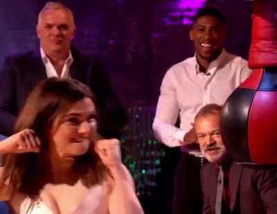 Rachel while on The Graham Norton Show (2017)