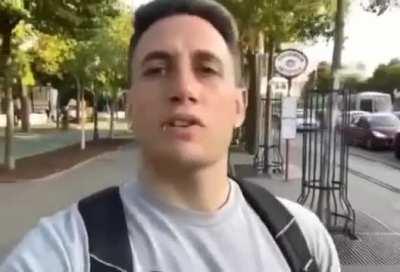 No hay diferencia entre la una y la otra