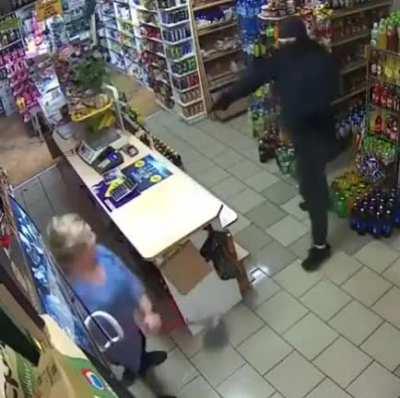 The fool brought a gun to a mop-fight