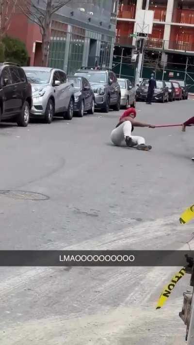 Never mess with amazon drivers 🤺