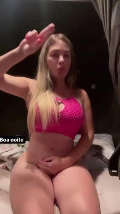 Aline Fuchter, 🌸😋