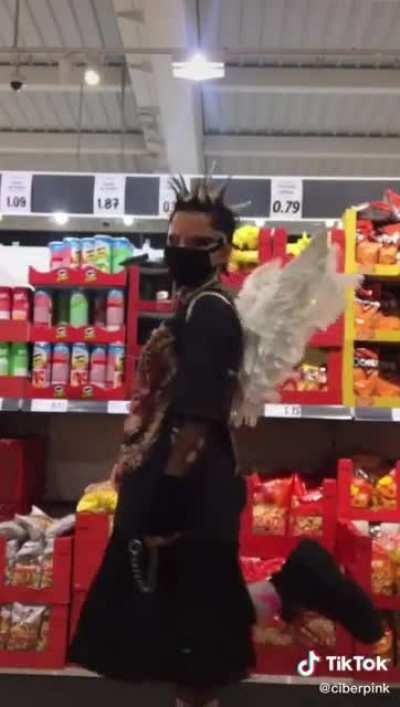 That woman totally, like, destroyed my vibe, man 😒