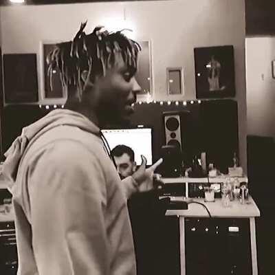 Truly one of a kind 🖤🕊