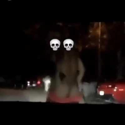 Ayo x lookin kinda thick doe😳😳