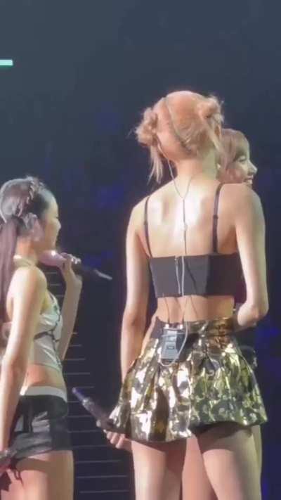 Rosie She makes me soo hard