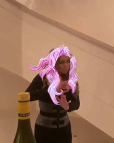 Waiting for your teamate to line up so you can land that G5 High Note ult from 2 screens away 😍