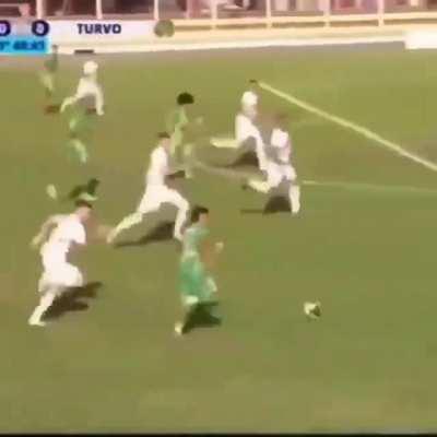 jogada limpa segue o jogo