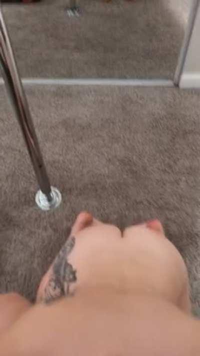 POV watch my ass in the mirror as I swallow your cock