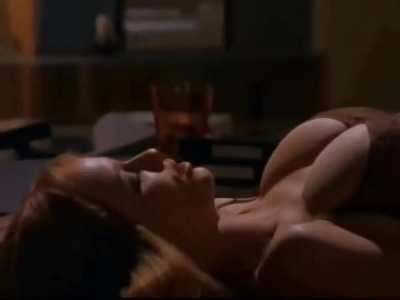 Christina Hendricks Gif