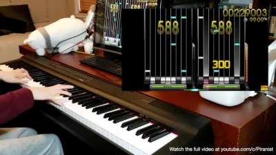 Playing mania using a piano | Feint - Tower Of Heaven