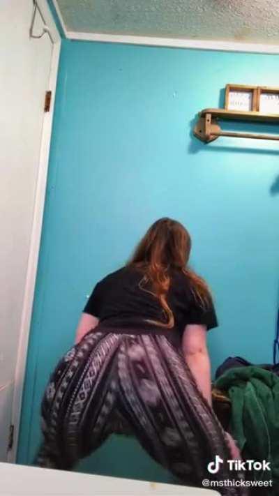 Soft & Jiggly No.276 ( Ohhhh Dammmmmn)😅😍🍑