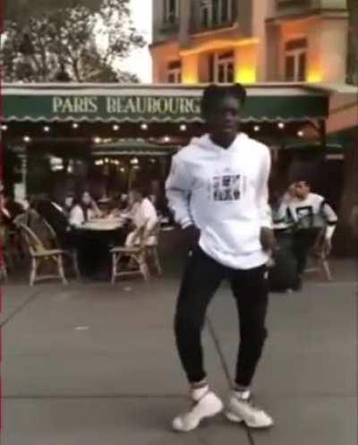 Gliding Like It's No Thang.