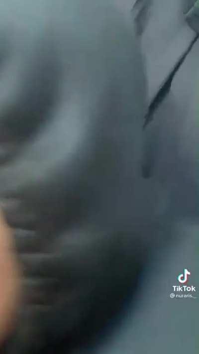 HmC while I tried this too 👁🔥😫😭