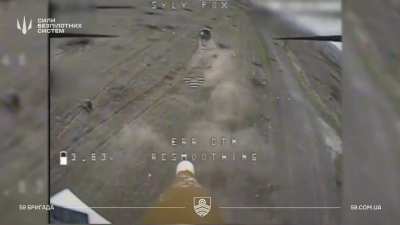 Ukrainian 59th Assault Brigade FPV kamikaze drone strikes on Russian soldiers near Pokrovsk. March 2025