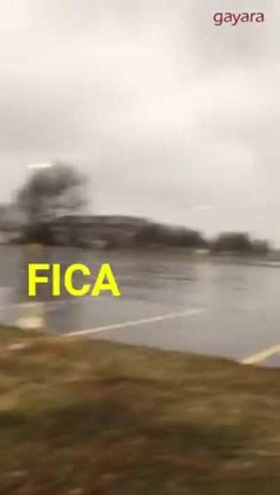 Glória ao comunismo