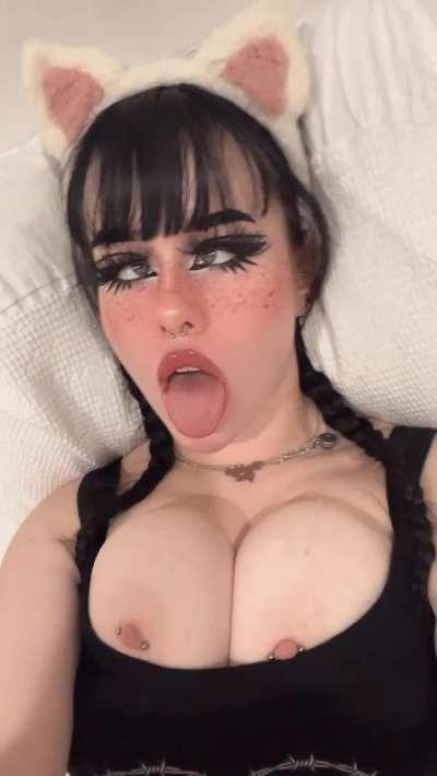 Can I be your submissive goth gf?