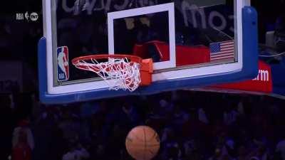 [Highlight] In the midst of the madness, Grayson Allen collapses the Philly defense and kicks it out to Wesley Matthews for 3 to put the Bucks up with 23.8 seconds left