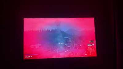 This happen to anyone? (Sorry it’s not recorded straight from the ps4 I couldn’t figure it out)