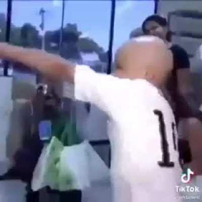 When your idol remembers you after scoring