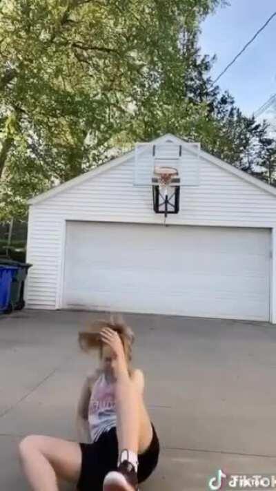 HMC while I make a TikTok