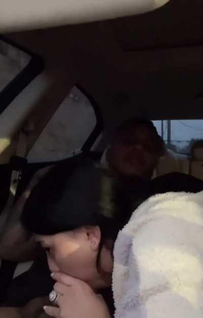 🚘 🍆 💨 🤐 🐐🤭🫶🏾