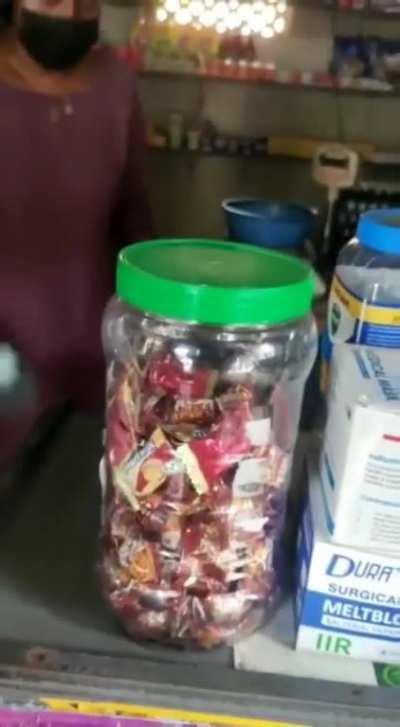 Girl slapped molester with chappal in Erattupetta, Kottayam