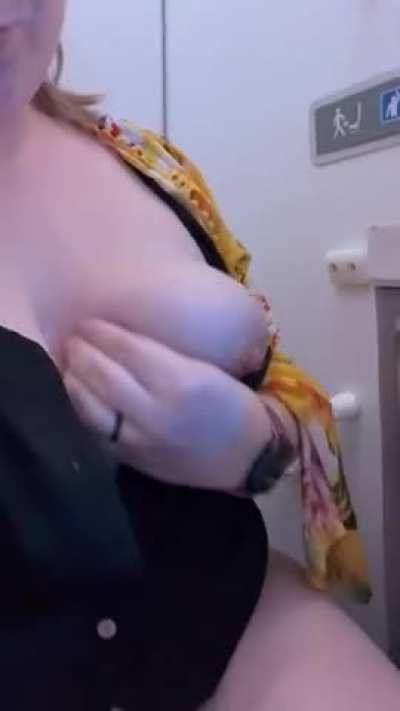Just a MILF playing in an airplane bathroom 😈