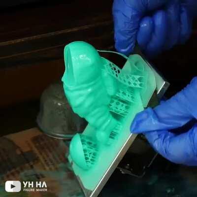 Crafting cool realistic Among Us figures at epic-toys.com