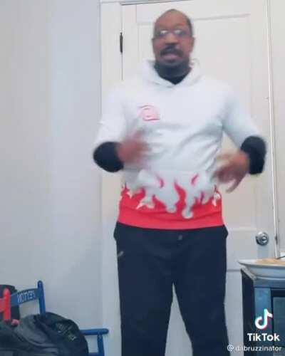 True king of dance and drip