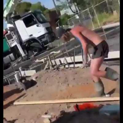 To hit a spray can with shovel