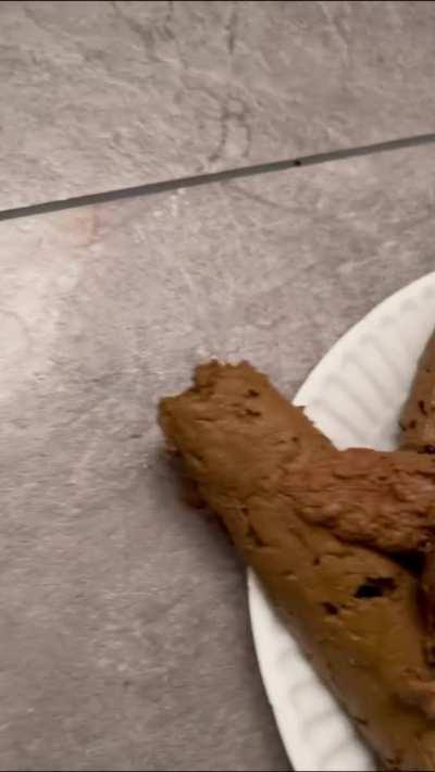 I only take really huge dumps! [T]