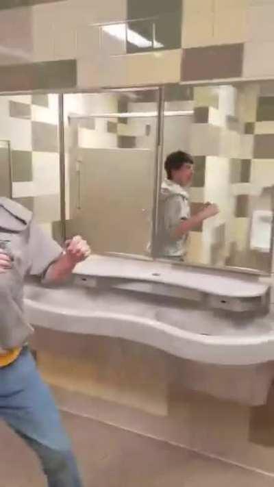 Old High School fight, dude in shorts robbed weed from the sweatshirt kid and sweatshirt kid wanted revenge.