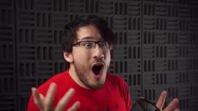 Me trying to get a Legendary Character in PvZ GW2 but got nothing but only shite hats and stuff