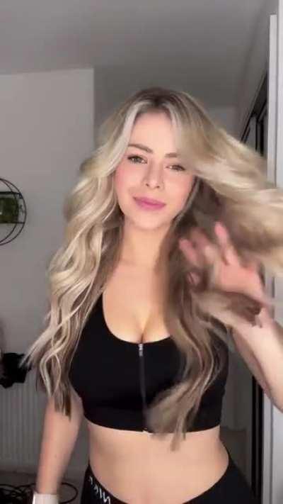 Video of the new hair