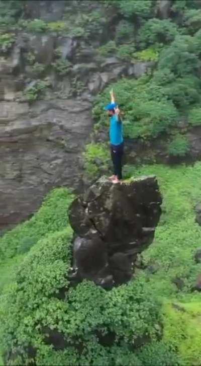 HMRB while I climb in Rainy Season.