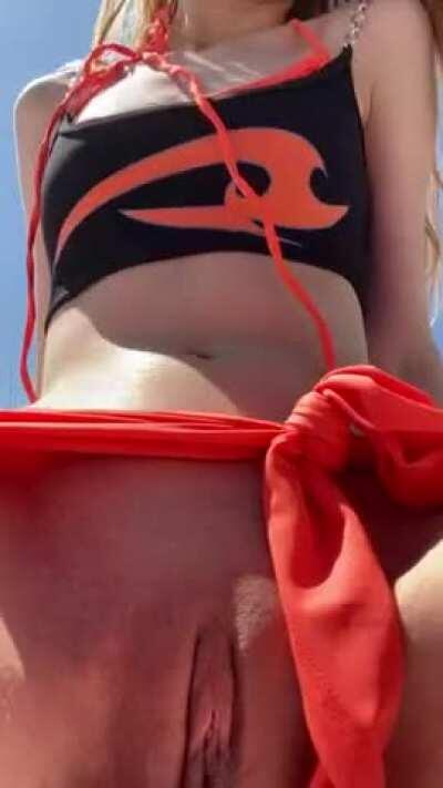 Why don’t more girls wear skirts as swimming bottoms?