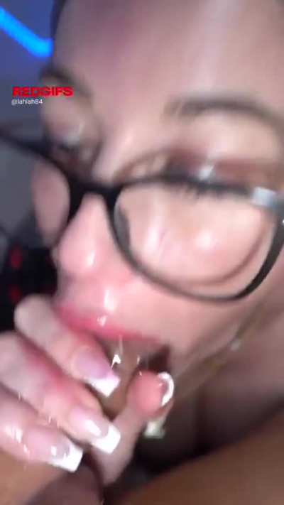 Close and sloppy with Mommy 💦👄