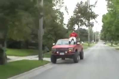 WCGW Driving without hands, feet, or brains