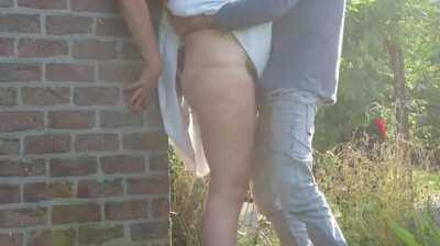 Letting A Stranger Fuck Me In Front Of My House