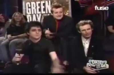 Enjoy a kiss from Billie 😘