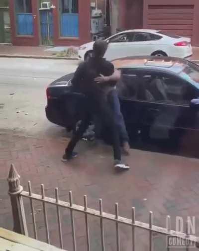 Sagat Tiger Kick to the abdomen