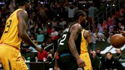 [Highlight] Kawhi Leonard Dunk Posterizing Derrick Favors in Phantom Cam